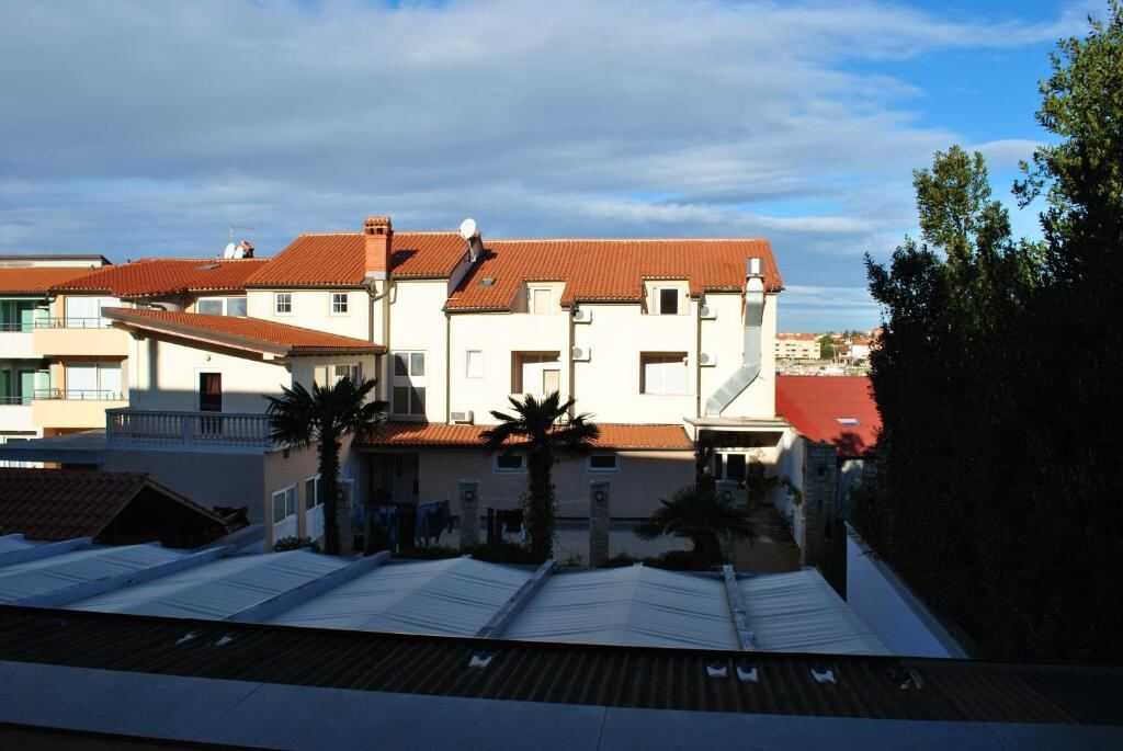 Guesthouse Promenade building in Medulin